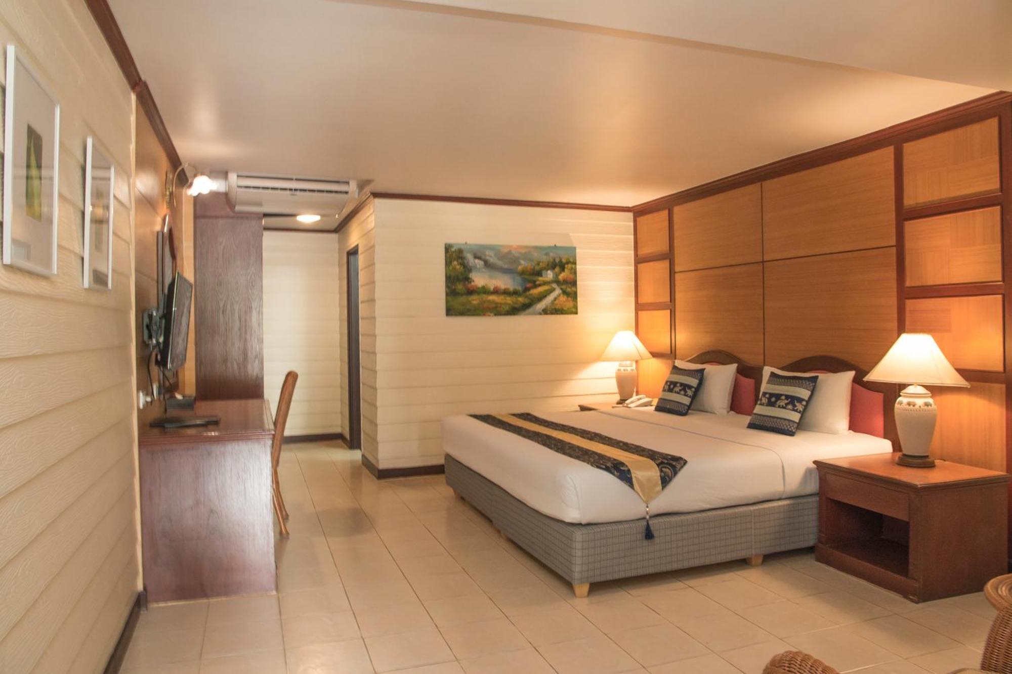 S Lodge Pattaya Formally Sabai Lodge מראה חיצוני תמונה