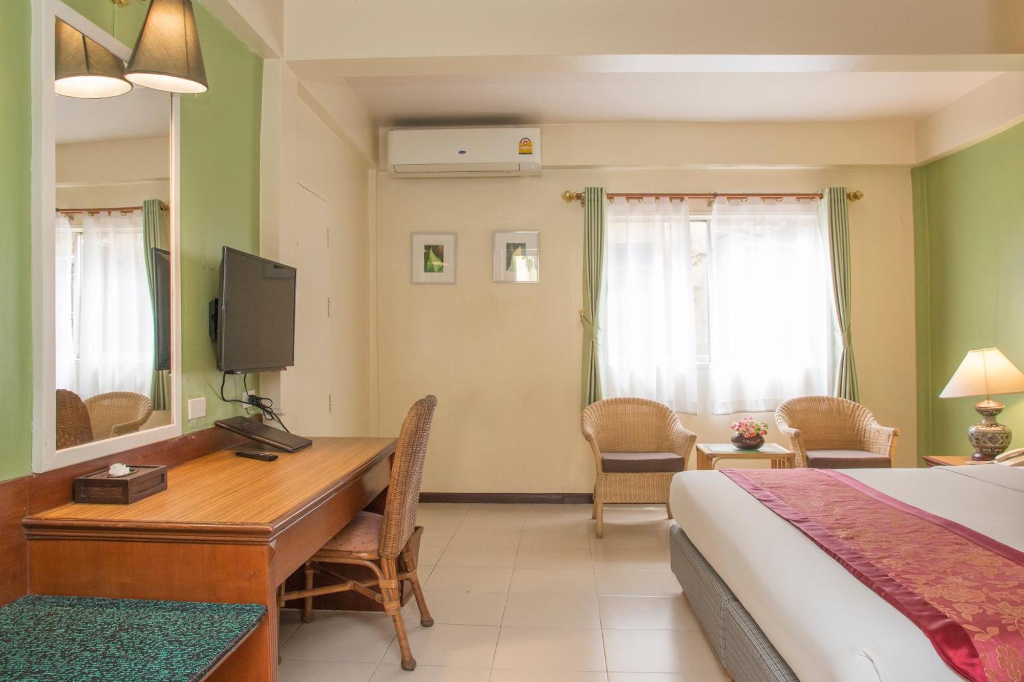 S Lodge Pattaya Formally Sabai Lodge מראה חיצוני תמונה